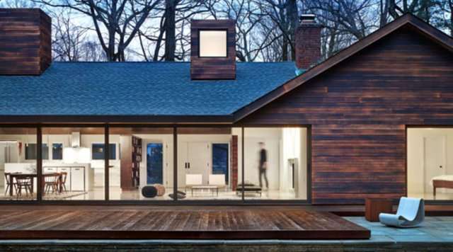 Bardage en bois Shou Sugi Ban sur une maison d'architecte