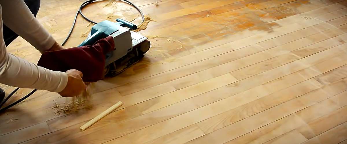 Refinishing hardwood floors, top tips for sanding wooden floors DIY