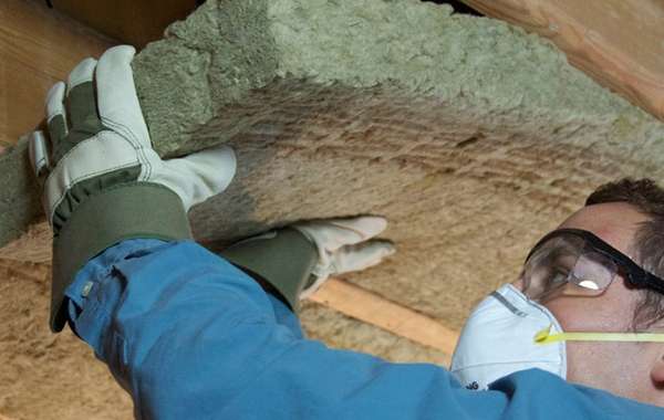 Mineral wool insulation in roof by Rockwool - LEED Platinum V4