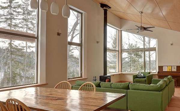 Off-grid leed home Quebec Canada