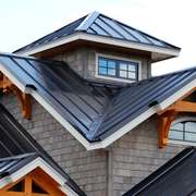 Metal roofing vs asphalt shingles - which roofing material is best?