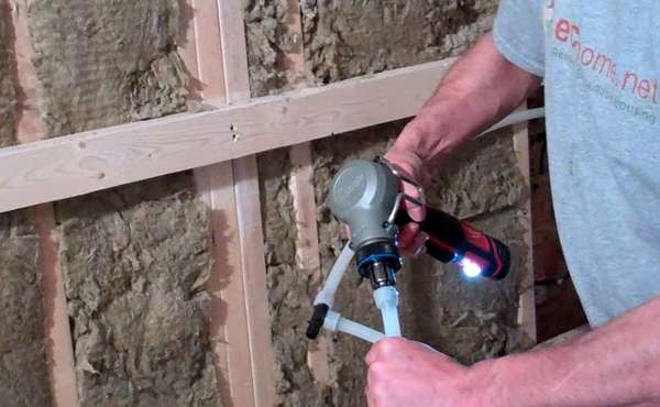 Milwaukee expander tool for Uponor pex tubing
