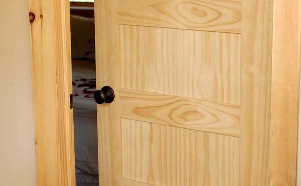Interior solid pine door