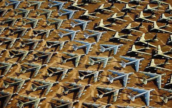 "The Boneyard" in Arizona, the world’s biggest aircraft graveyard