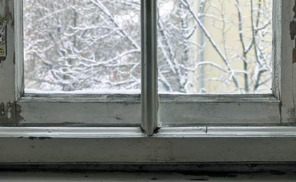When should you replace windows