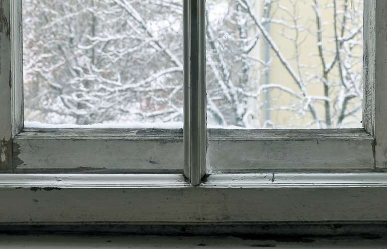 When should you replace windows
