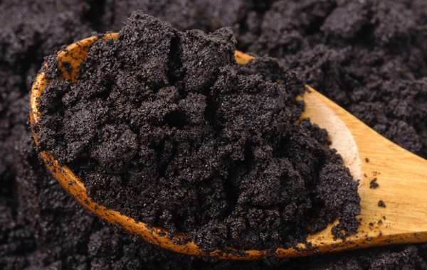 What to do with old coffee grounds