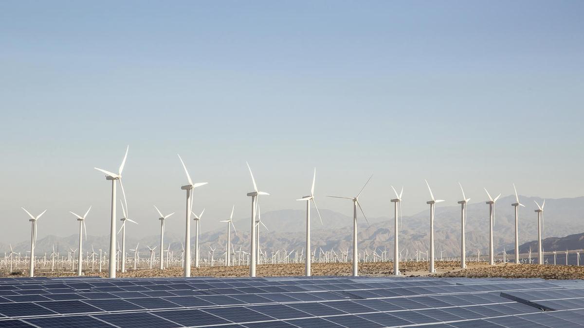 Energía renovable: instalación eólica