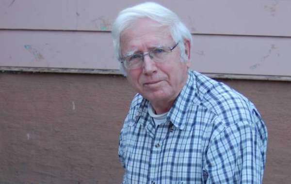 Passive home designer Harold Orr, one of the original high performance homes