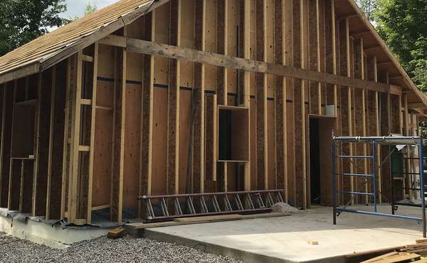 Passive House wall system ; Larsen Trusses & dense-packed cellulose insulation