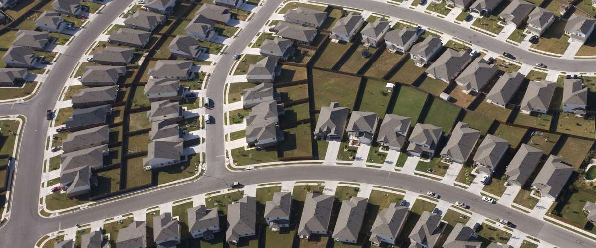 Home Energy labeling, Impact of Mandatory labels on Real Estate prices US Canada