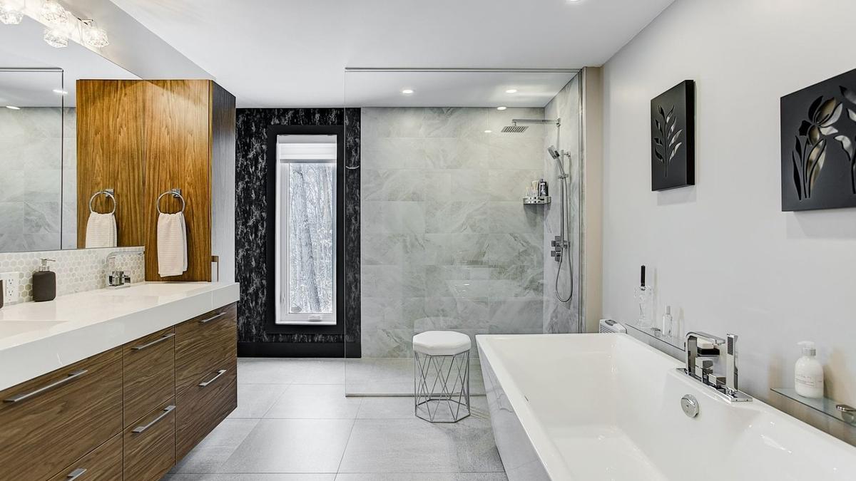New Trump Showerhead Rule Reverses Water-Saving Standards