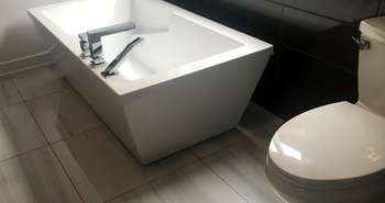 Water efficient bathroom fixtures