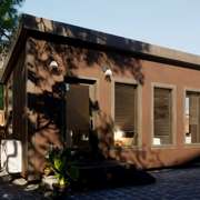 Modern detached garden suite or bi-generation home in Quebec