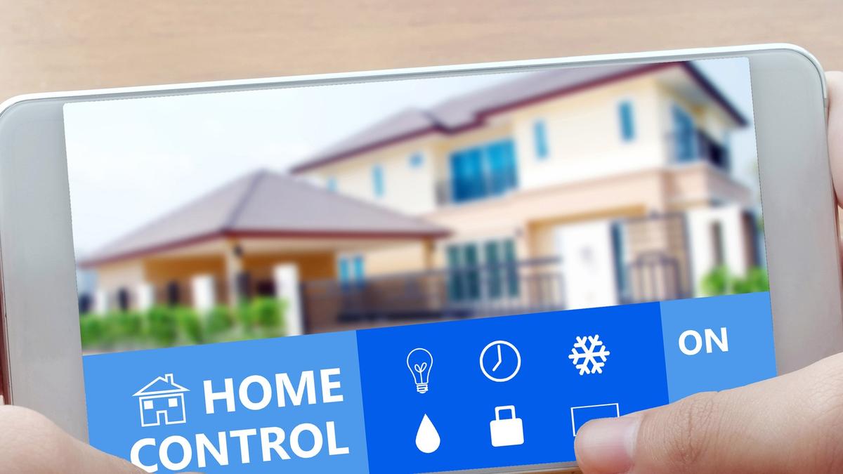 Smart homes: Remotely control and monitor your energy consumption