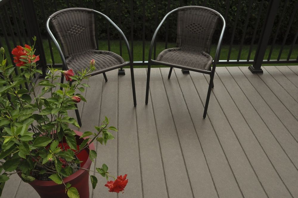 Composite Deck Boards & Planking in Recycled Plastic Dekavie Ecohome