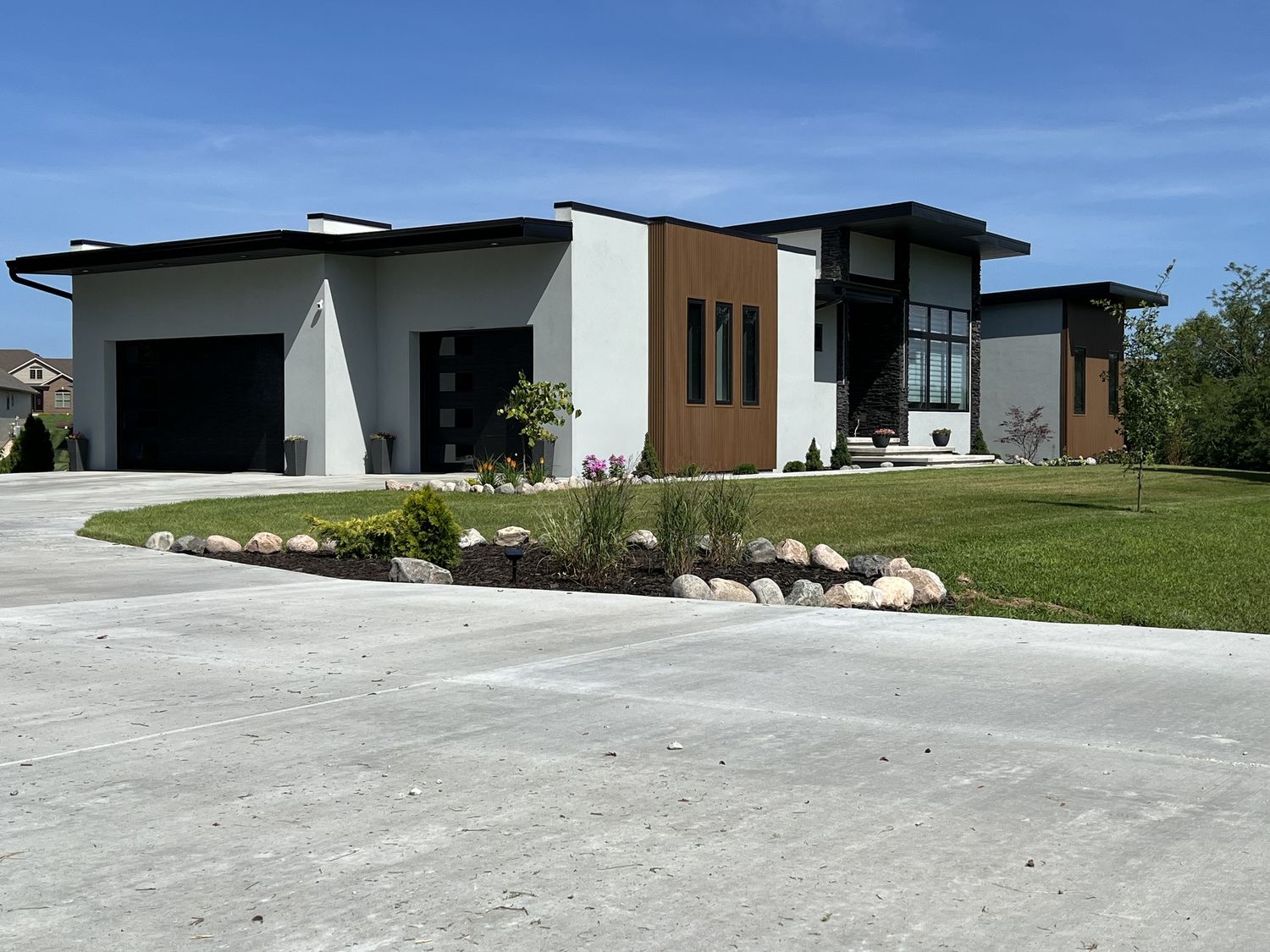 Fachada frontal de un proyecto de tipo Fotografía arquitectónica cerca de Springfield - Peoria por MC Modern Concepts Inc
