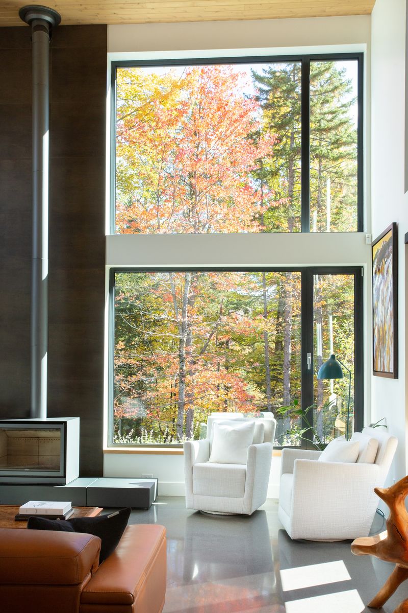 Living Room from a Single family homes project near Sherbrooke (Estrie) by UrbanEco Construction