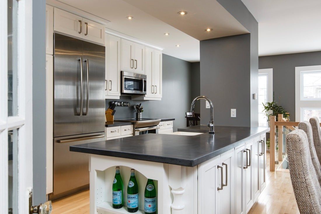 Kitchen from a Single family homes project near Ottawa by The Conscious Builder Inc.