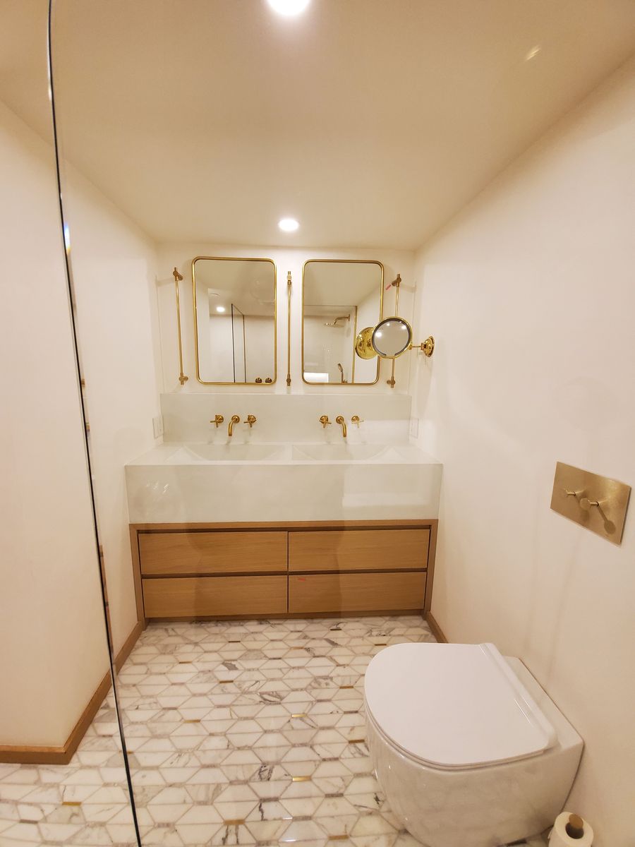 Bathroom from a Natural plasters project near Montreal (Greater Montreal) by Distribution Tockay inc.
