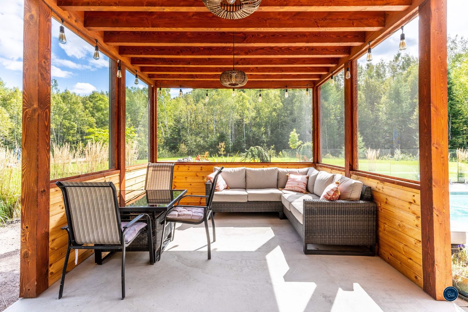 Véranda et solarium d'un projet de Maisons unifamiliales près de Saguenay/Lac-Saint-Jean de Solutions Résidentielles