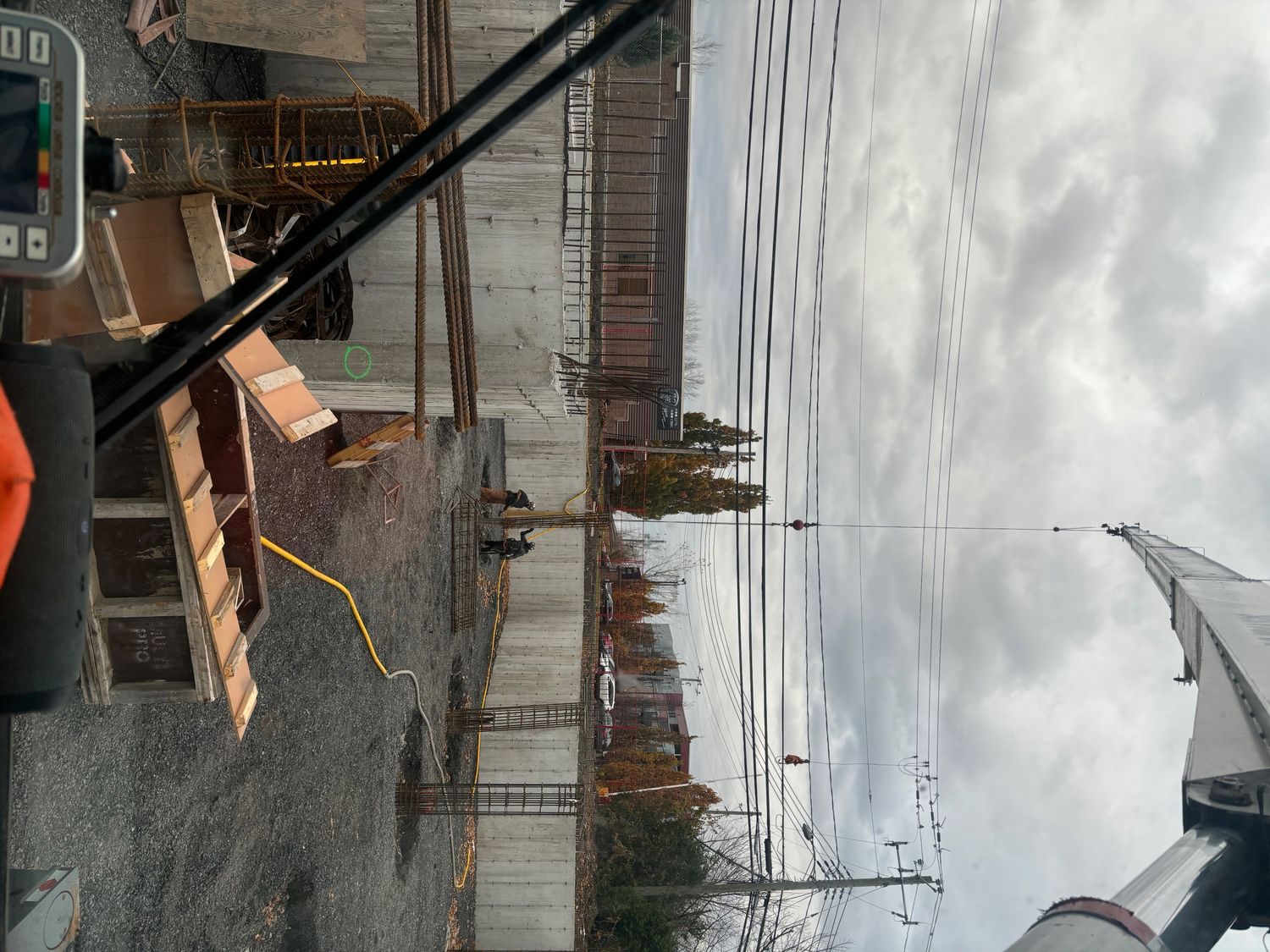House Construction Exteriors from a Roof trusses project near Saint-Jean-sur-Richelieu (Montérégie) by Service de grues Drolet