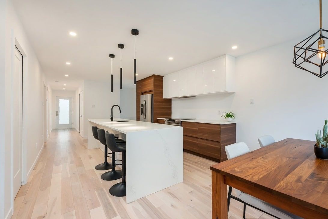 Cuisine d'un projet de Maisons unifamiliales près de Montréal/Laval/Longueuil (Grand Montréal) de psb Inc.