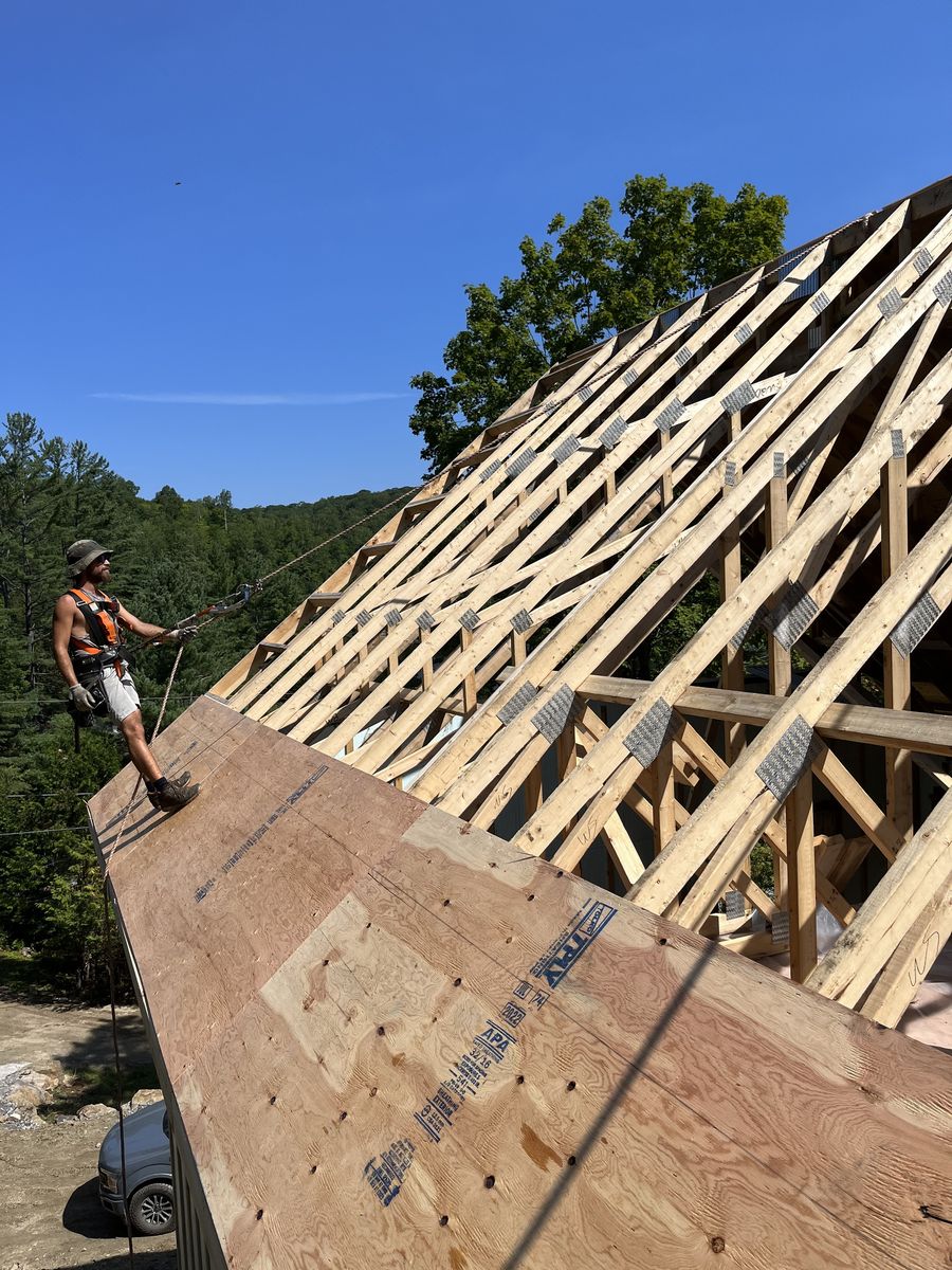 Roofs & Roof Void from a Single family homes project near Gatineau (Outaouais) by Dsconstruction