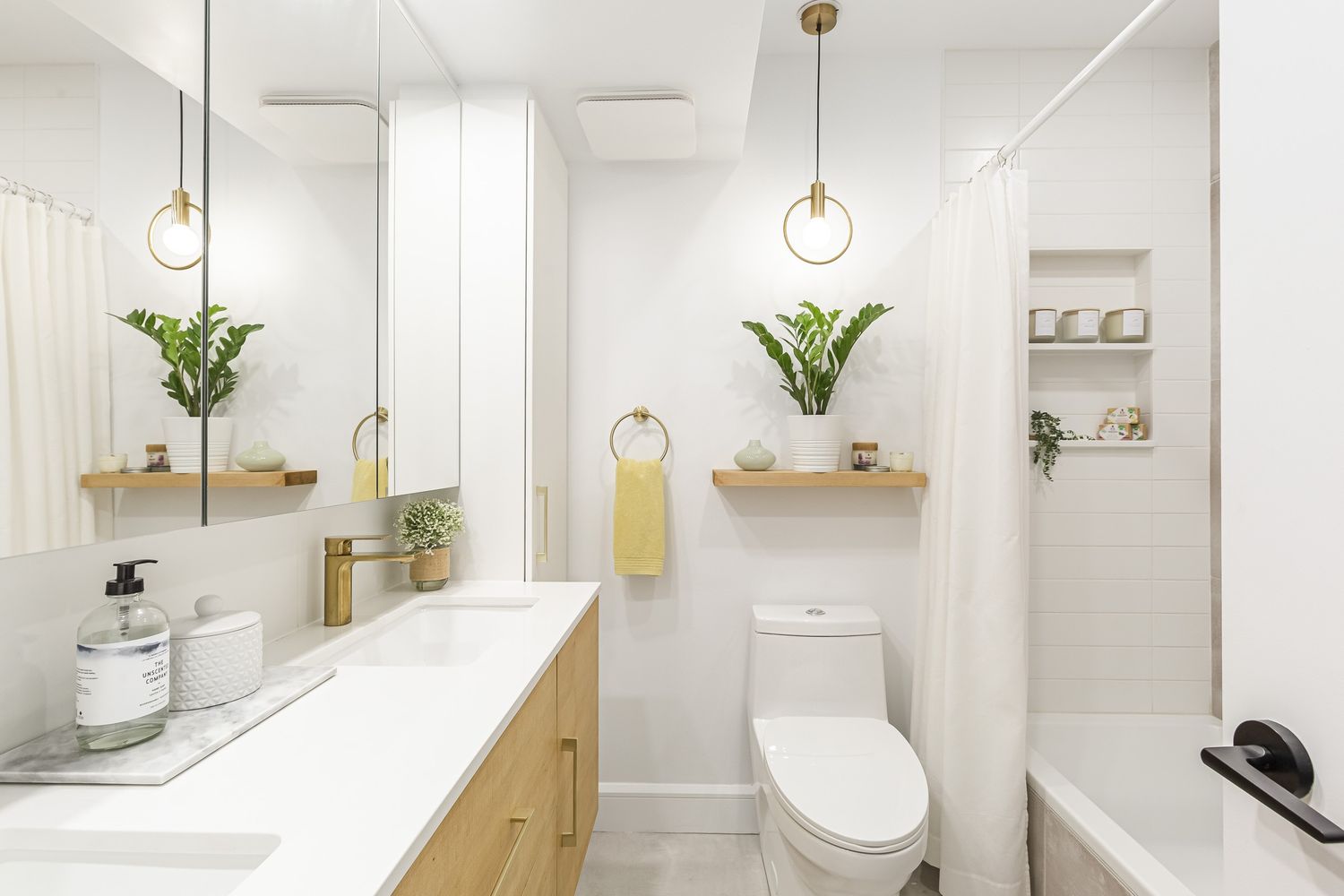 Bathroom from a Condos, apartments project near Montreal (Greater Montreal) by Mara Design