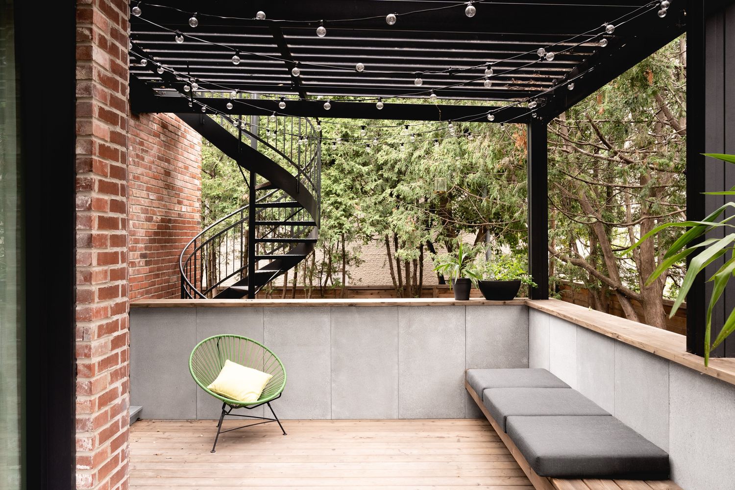 Terrasse et balcon d'un projet de Condos et logements près de Montréal/Laval/Longueuil (Grand Montréal) de Paul Bernier Architecte