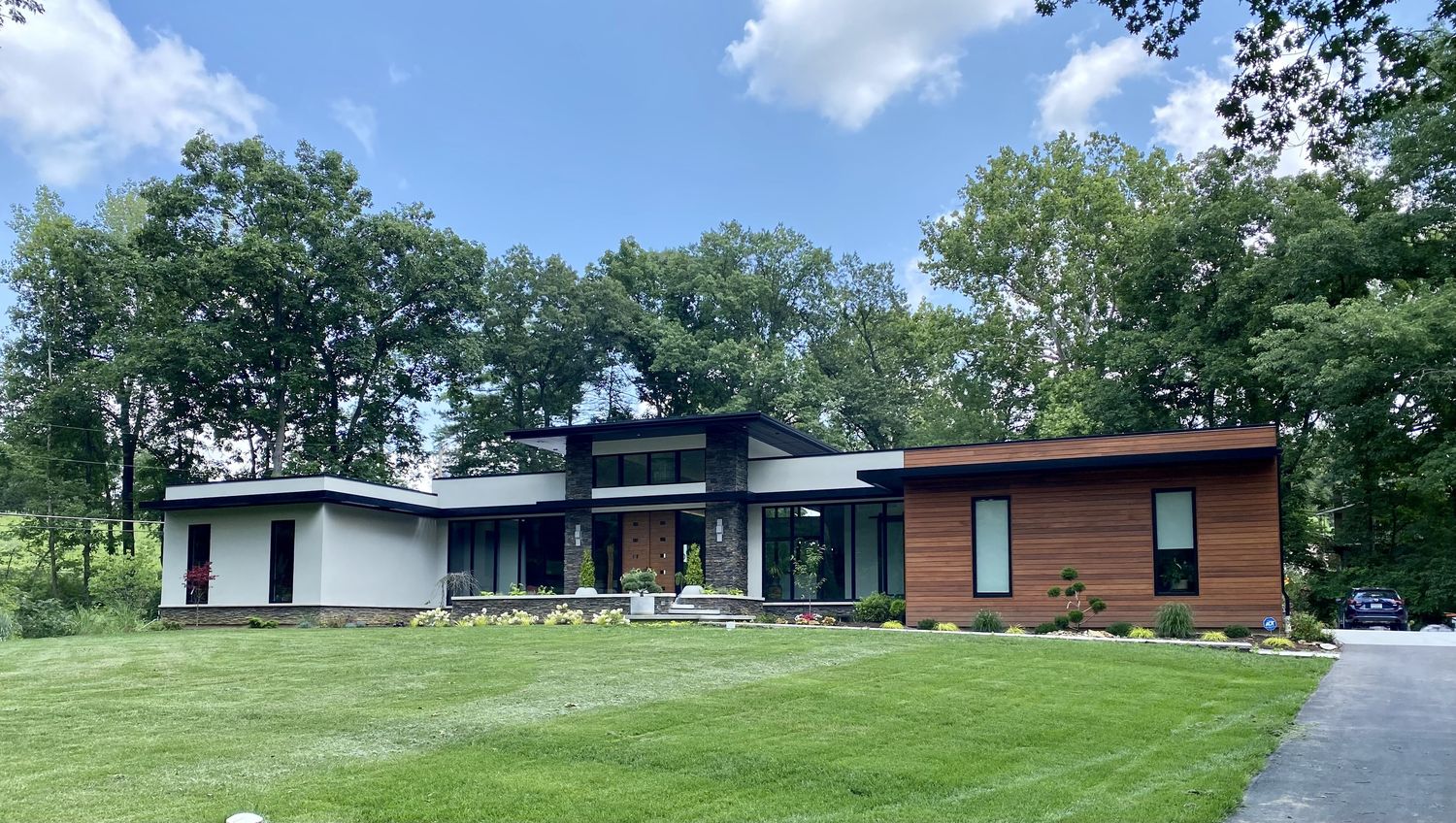 House Exterior from a Architectural photography project near St. Louis by MC Modern Concepts Inc