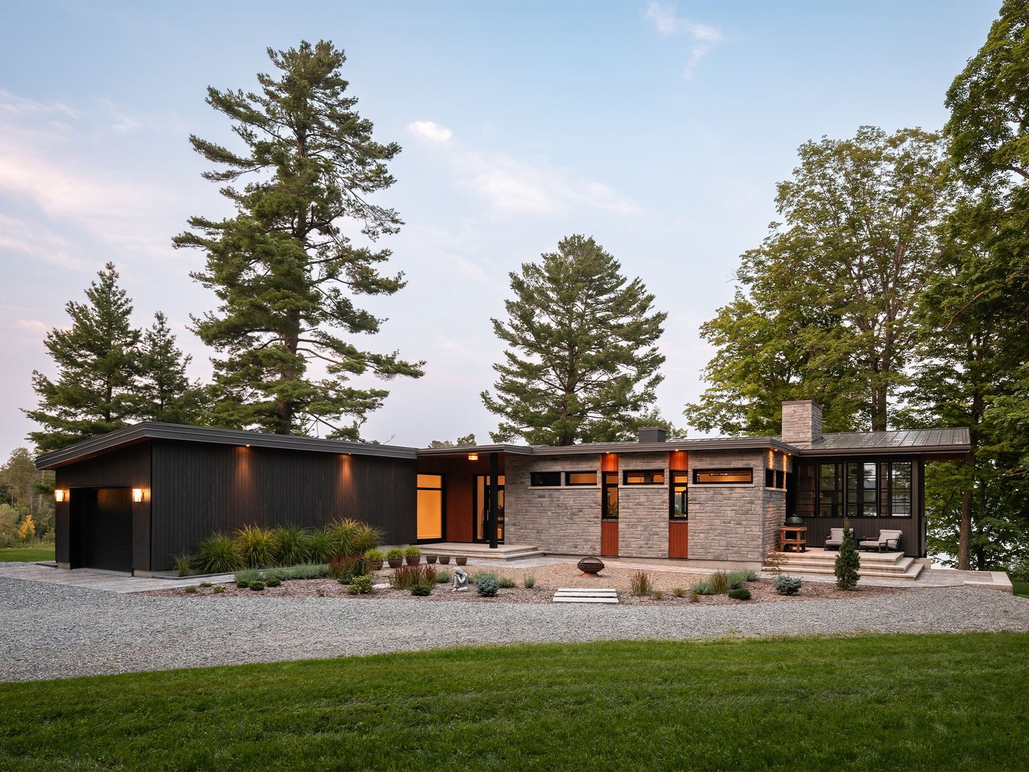 Front Yard from a Single family homes project near Montreal (Greater Montreal) by Studio MMA Architects