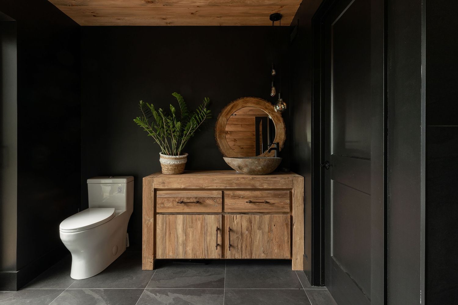 Baño completo de un proyecto de tipo Viviendas unifamiliares cerca de Saint-Jérôme (Laurentides) por Toundra construction