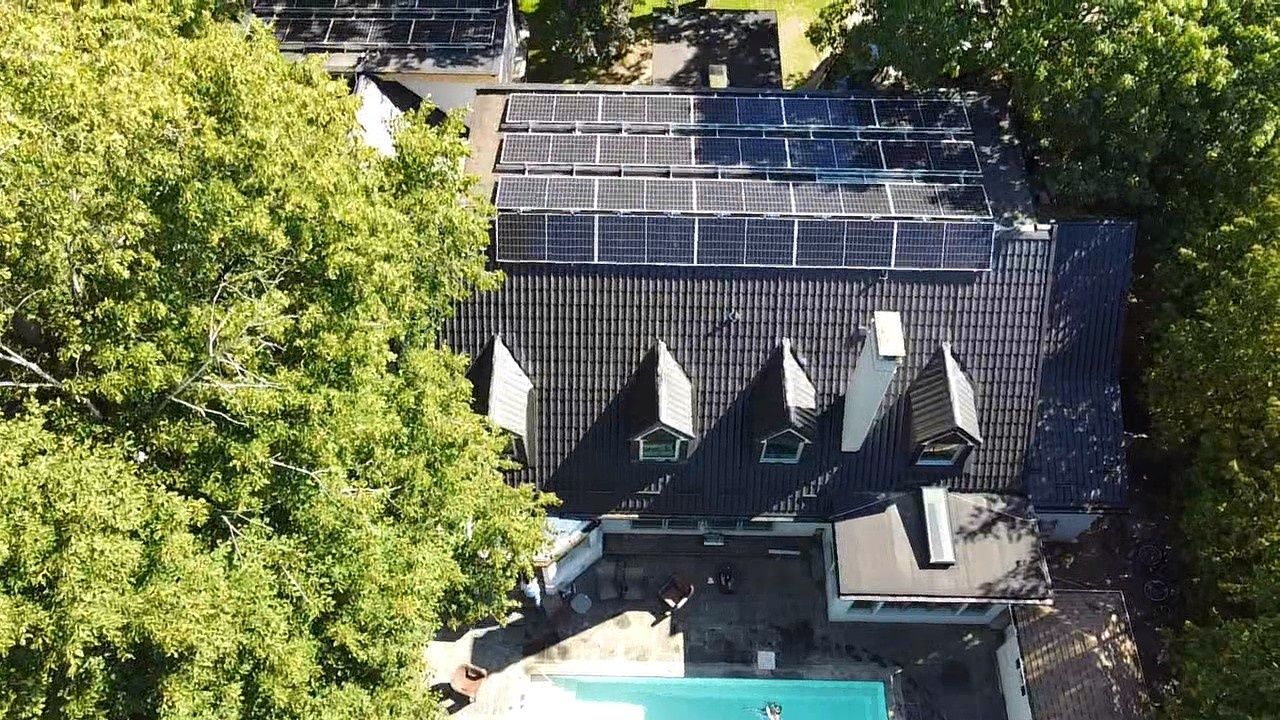  d'un projet de Panneaux solaires photovoltaïques près de Toronto (Grand Toronto) de Radiant Solar Energy Group