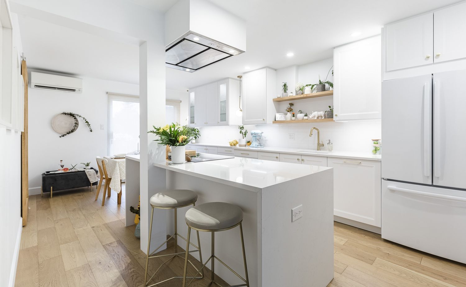 Kitchen from a Condos, apartments project near Montreal (Greater Montreal) by Mara Design
