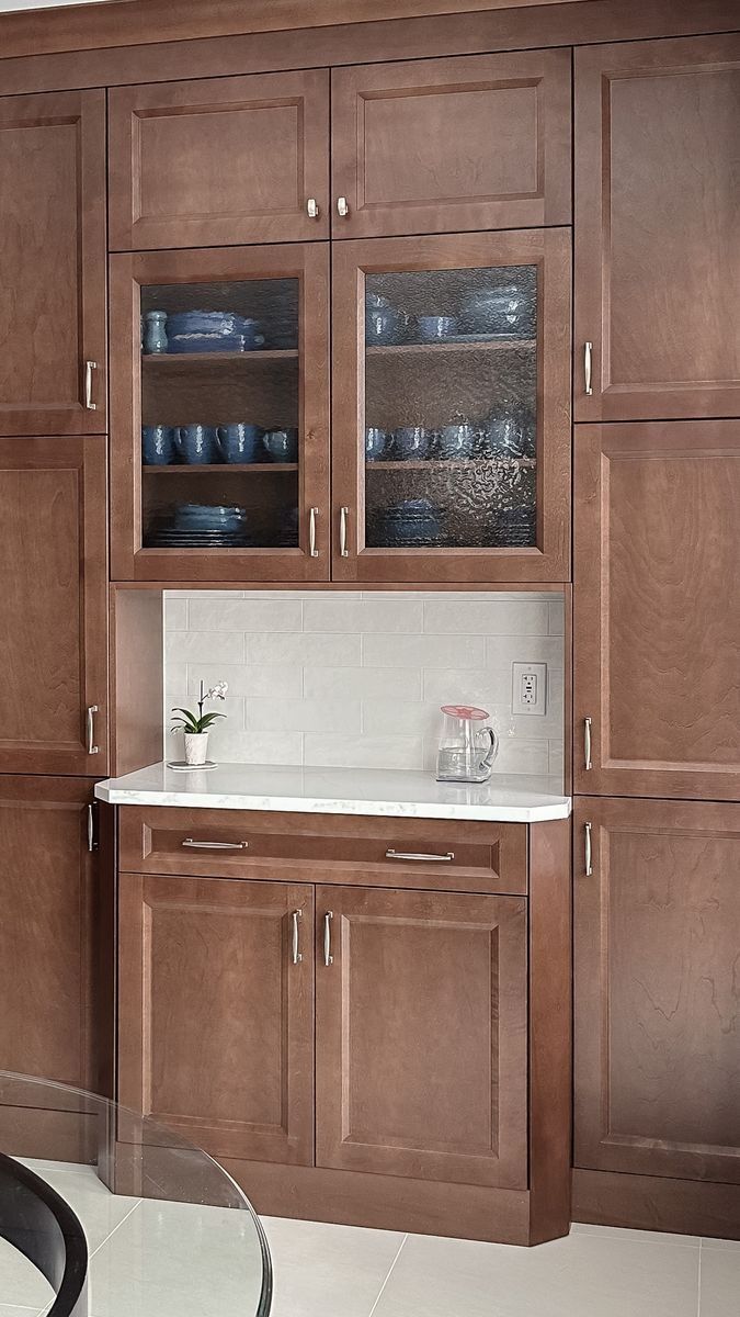 Kitchen from a Kitchens project near Ottawa by ZenTree Construction