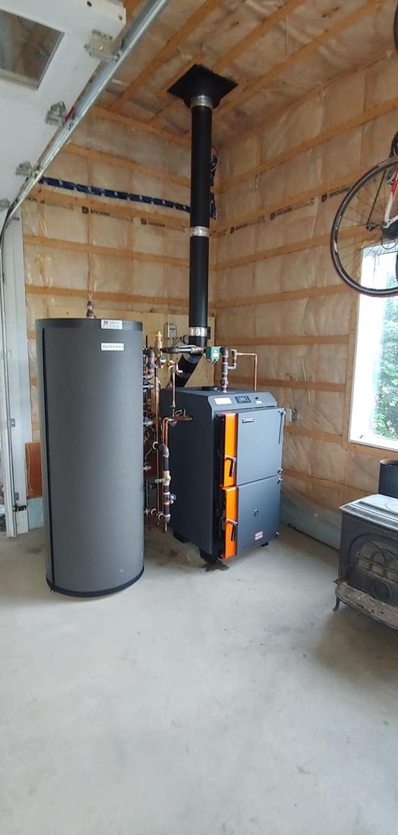 Salle mécanique d'un projet de Chaudières à eau chaude près de Trois-Rivières/Shawinigan (Mauricie) de Guillemette Energies