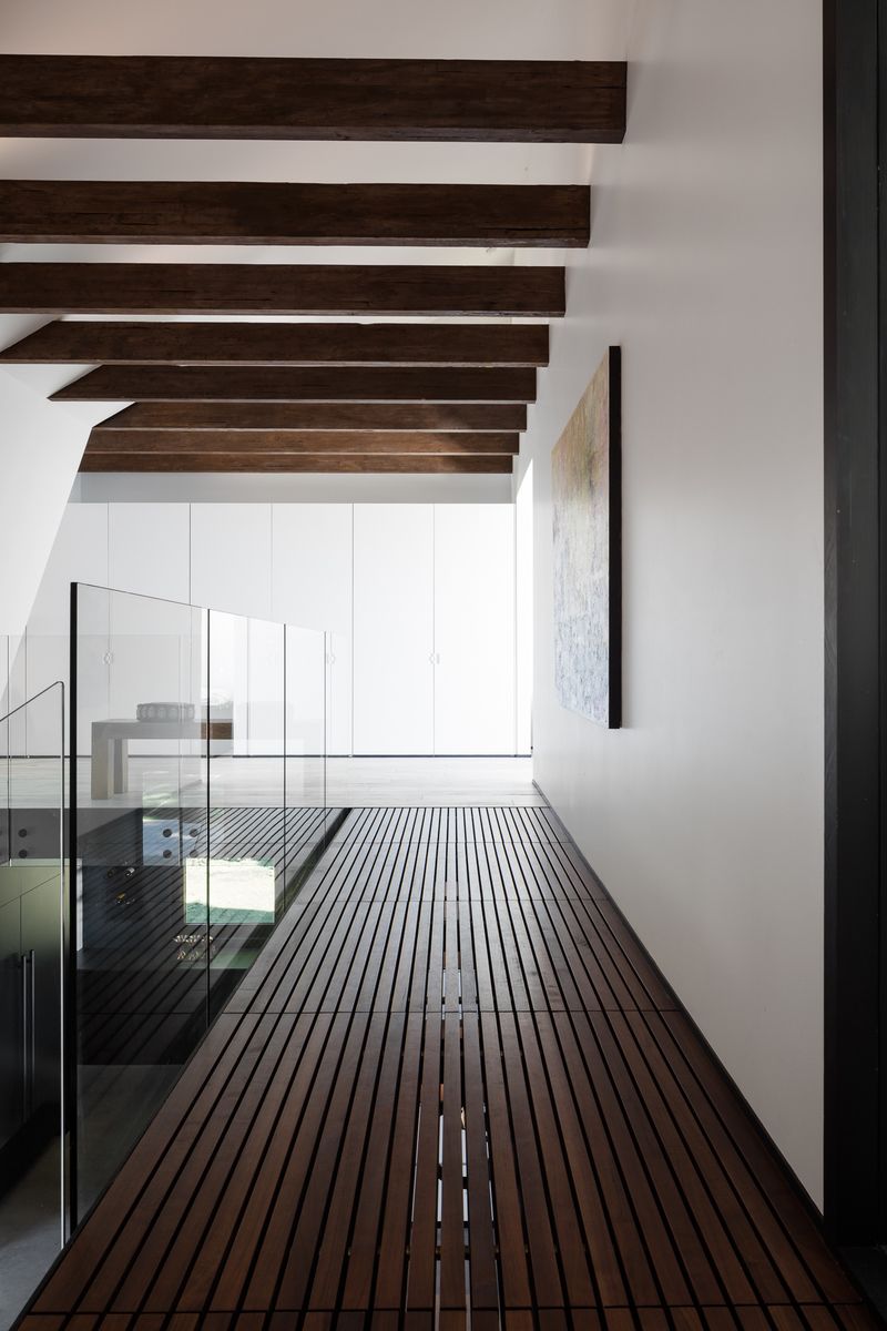 Hall from a Home extensions project near Montreal (Greater Montreal) by GHOCHE ARCHITECTE