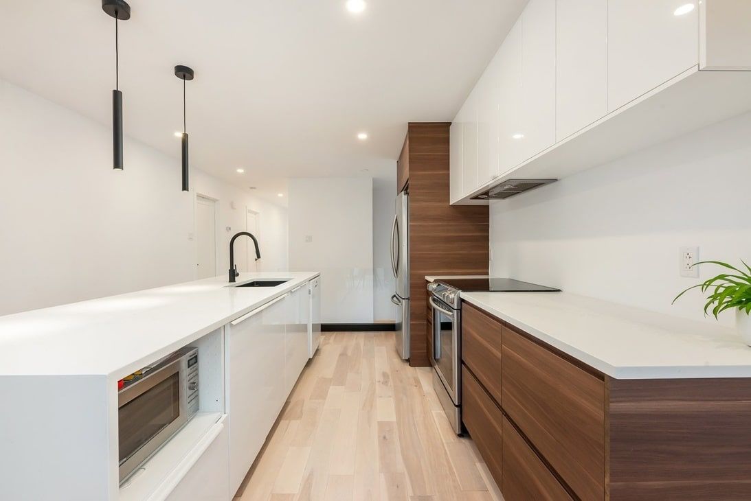 Kitchen from a Single family homes project near Montreal (Greater Montreal) by psb