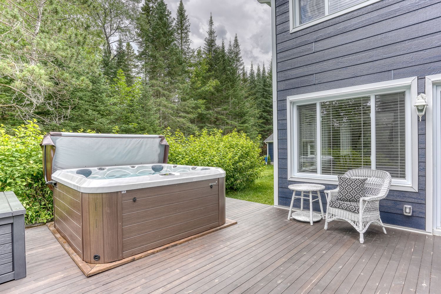 Terrasse et balcon d'un projet de Agrandissements de maison près de Joliette (Lanaudière) de Construction Youri Durand inc.
