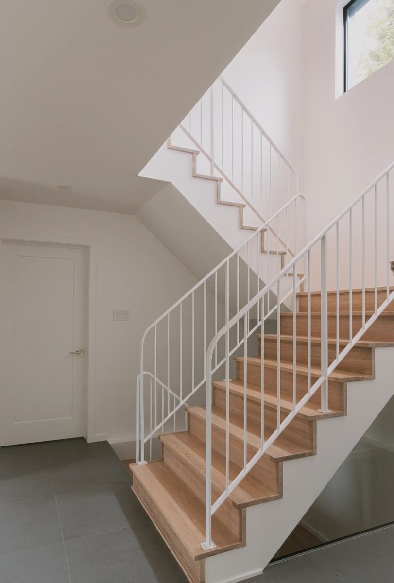 Staircase from a Single family homes project near Saint-Jerome (Laurentides) by Sarrazin Construction