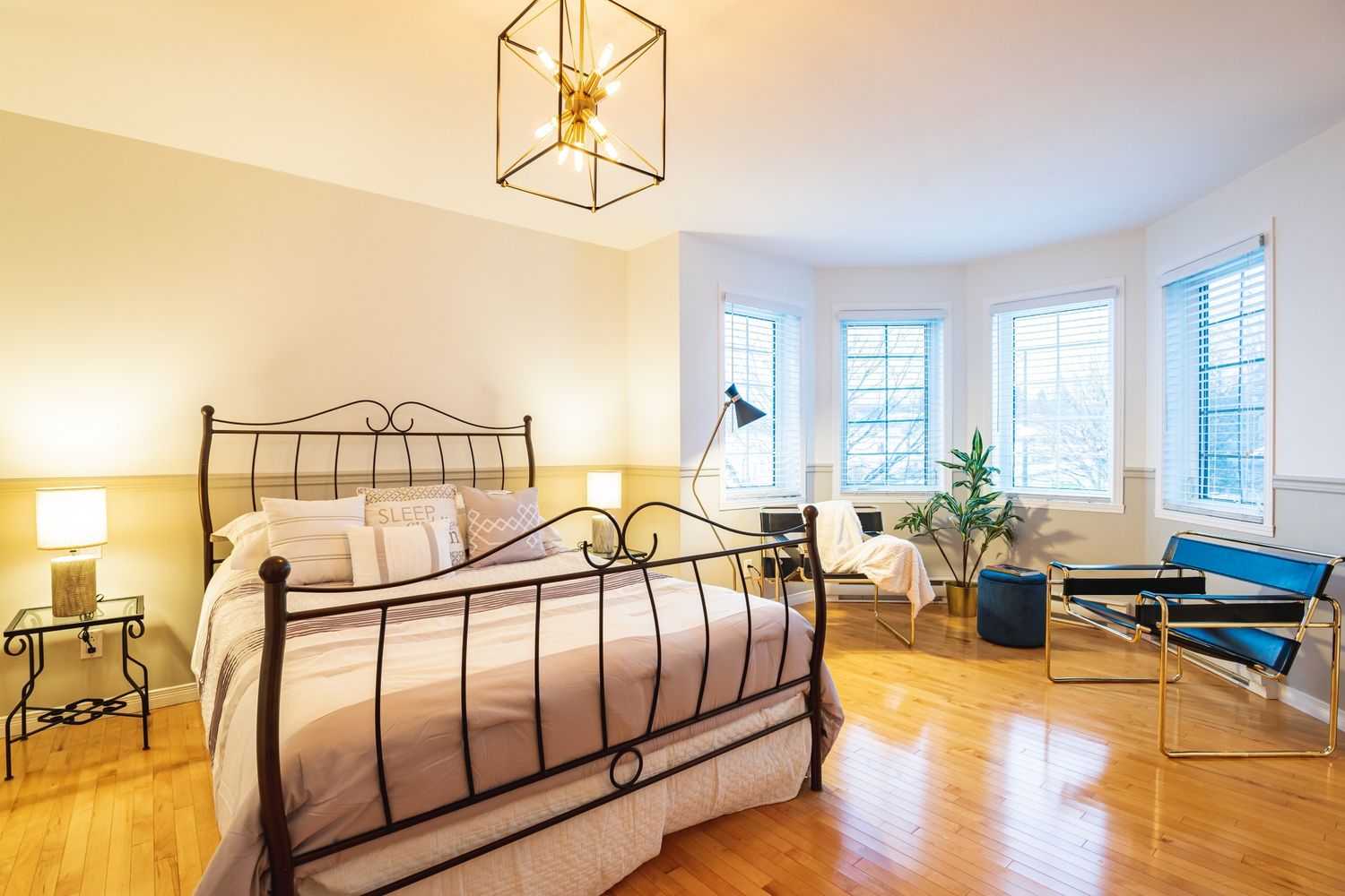 Chambre d'un projet de Home staging près de Québec/Lévis (Ville de Québec) de Sara Abonce-Courtier Immobilier Résidentiel et Commercial