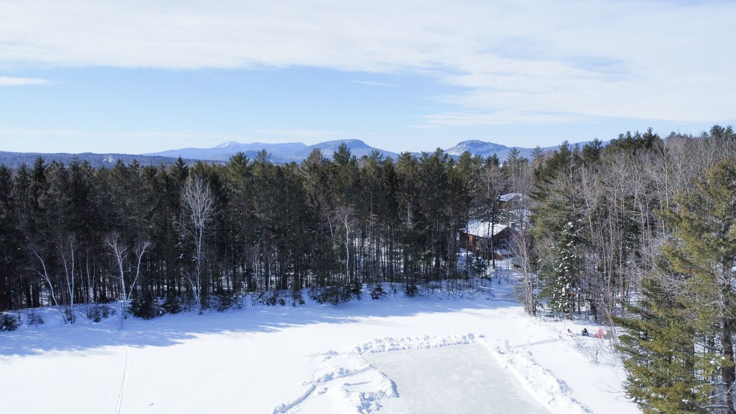 Vue aérienne d'un projet de Maisons unifamiliales près de Sherbrooke (Estrie) de Claire Derome • courtière en immobilier résidentiel