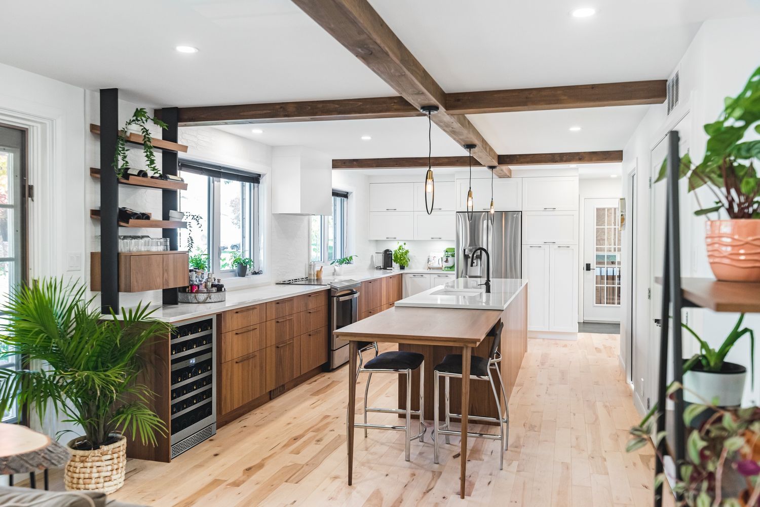 Kitchen from a Interior Design and Layout project near Quebec City - Levis by Claudia Bérubé Designer