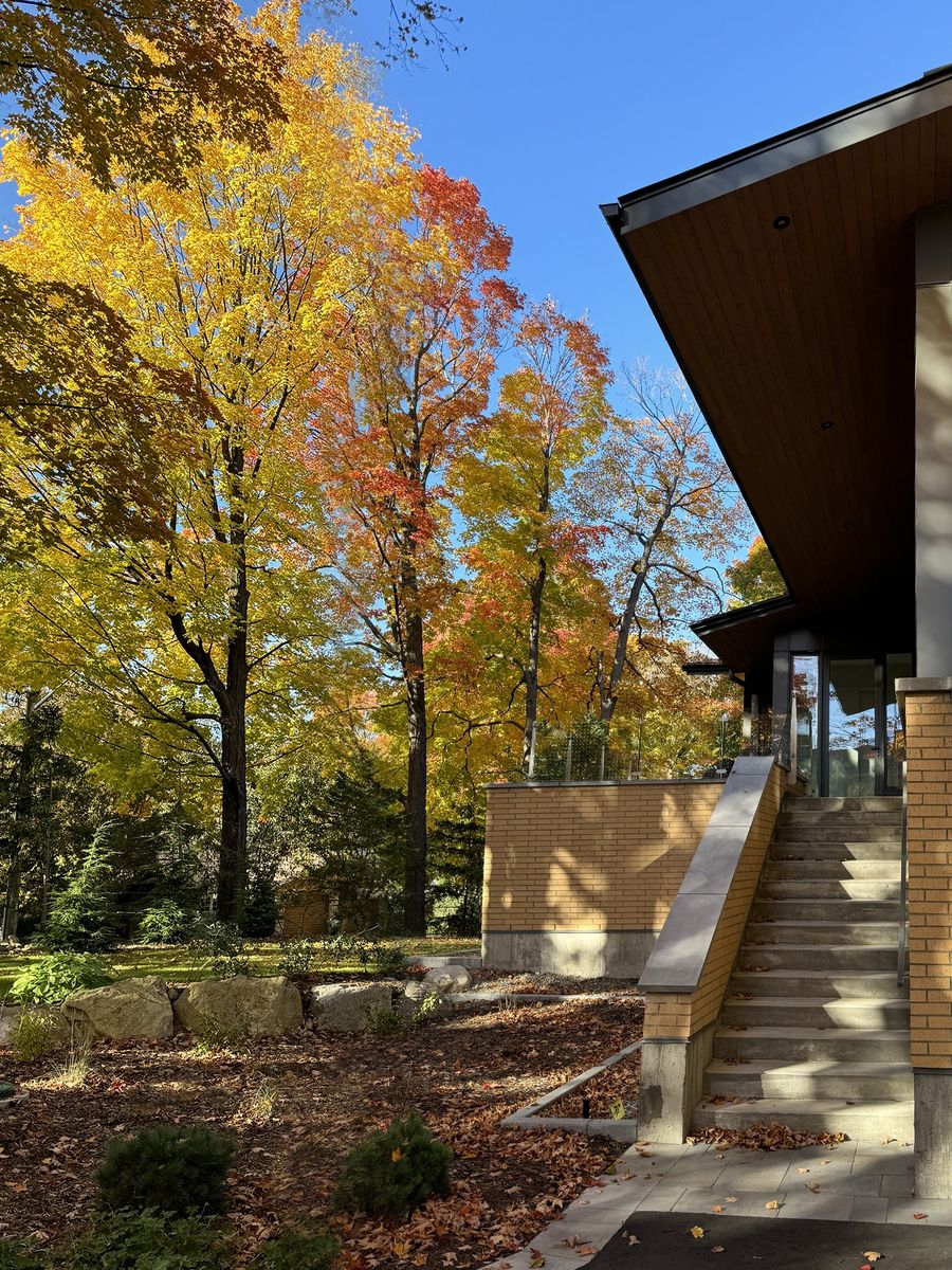 Porch from a Single family homes project near Montreal (Greater Montreal) by Studio MMA Architects