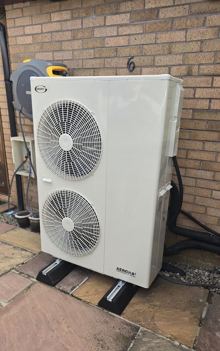 Building mechanicals from a Heat pumps project near New York-Newark-Jersey City by Scottish Energy Saving