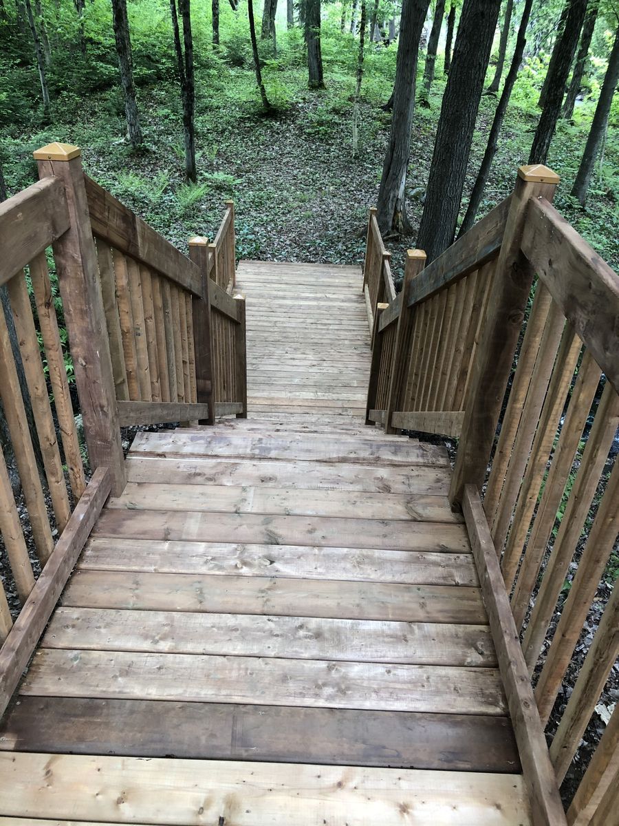 Deck & Balcony from a Exterior Balconies project near Saint-Jerome (Laurentides) by Éco-Actif