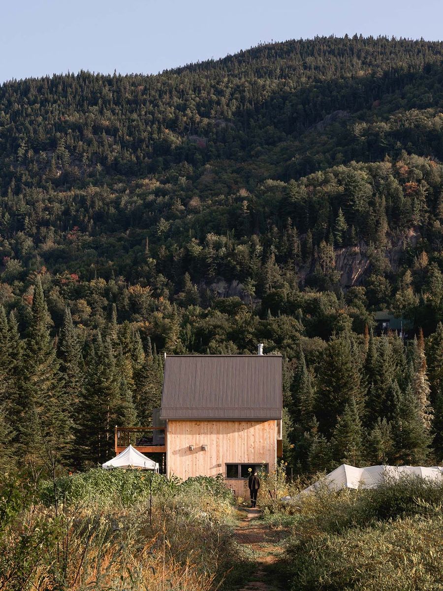 Garage & Shed from a Urban Agriculture project near Saint-Jerome (Laurentides) by Atelier L'Abri