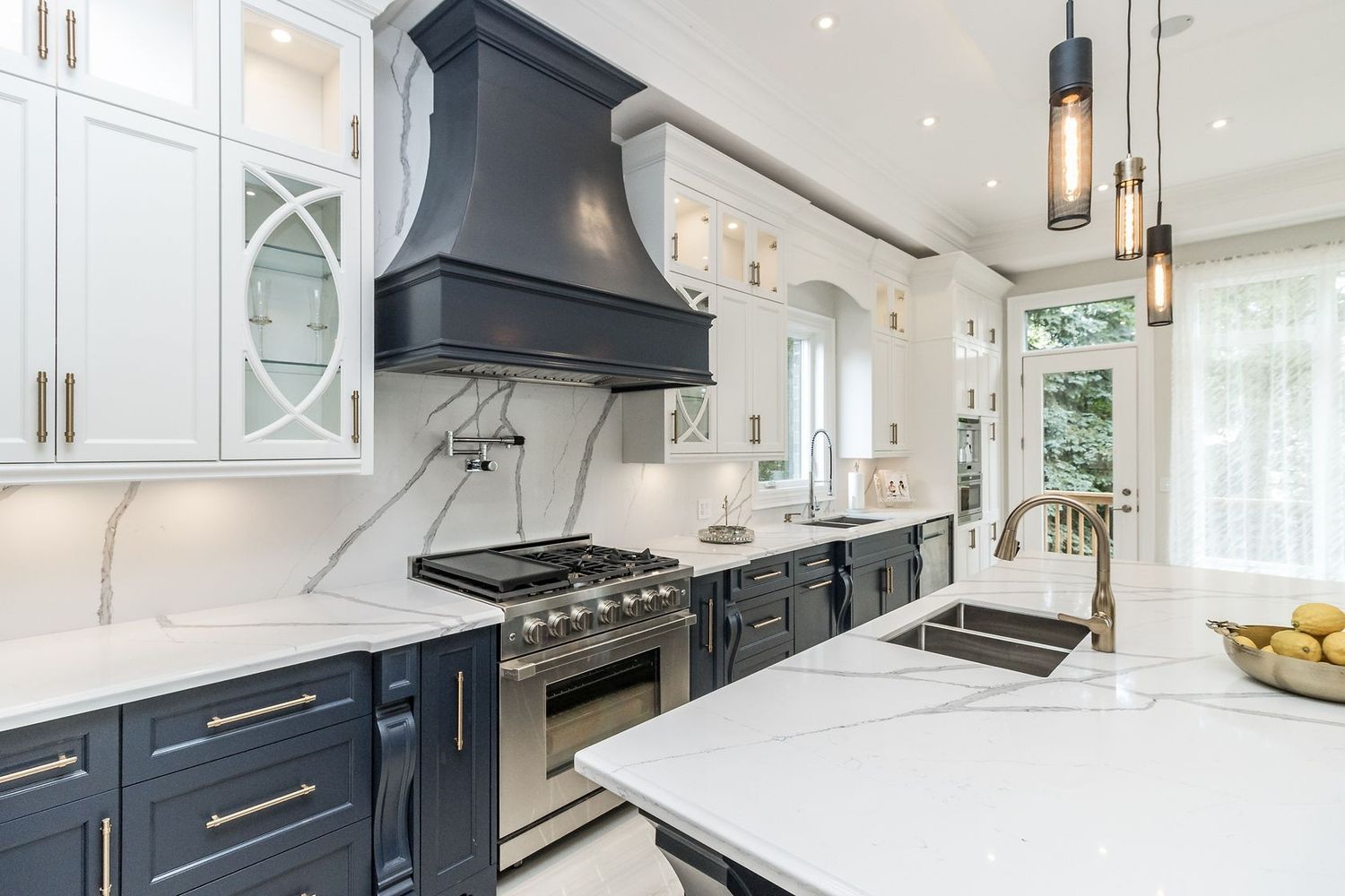  d'un projet de Cuisines près de Toronto (Grand Toronto) de Kitchen & Bath | Toronto Kitchen Renovation