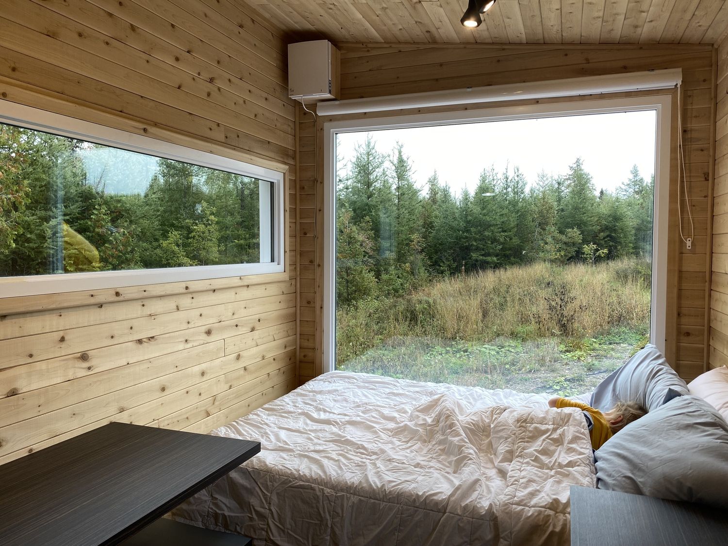 Bedroom from a Tiny Houses project near Rimouski (Bas-Saint-Laurent) by CAMM Construction
